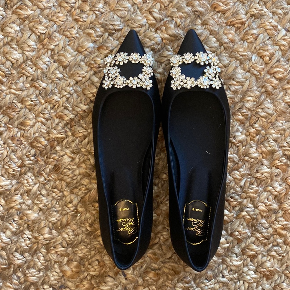 Never worn Roger Vivier Strauss Crystal Buckle Flower Ballet Flats
